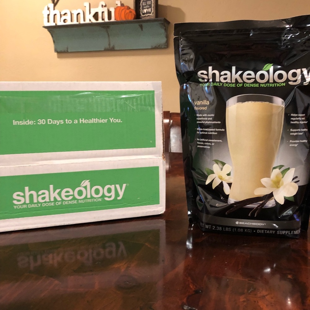 Shakeology Vanilla Superfood Shake